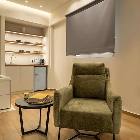 Derouse Othon Suite With Hydromassage Jacuzzi-2